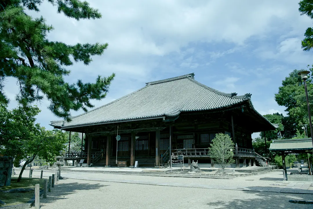 西大寺　本堂