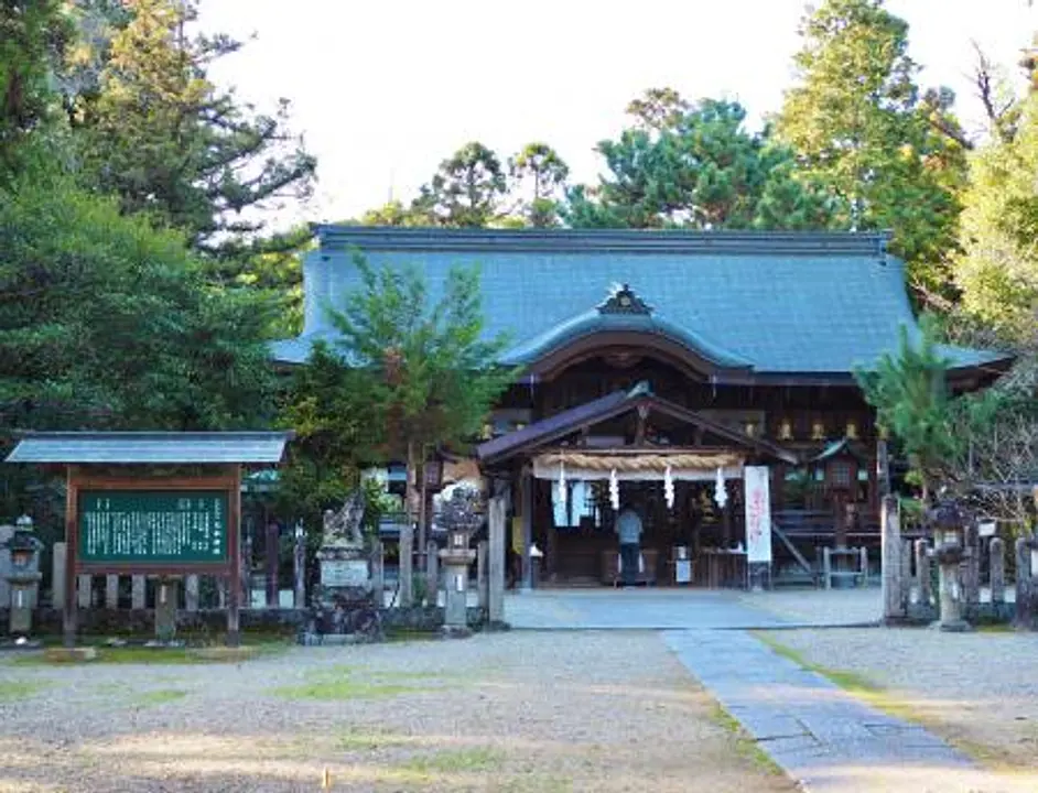 天理市_大和神社_240521.jpg