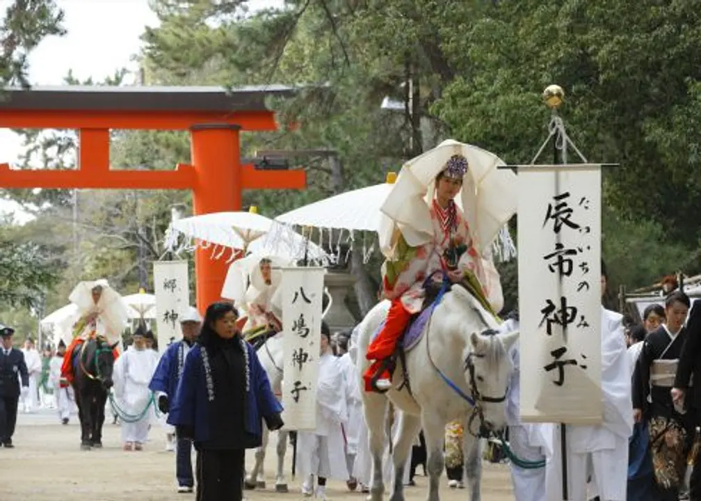 Magnificent Shinto ritual performing arts and Jidai Gyoretsu (procession of people in historical costumes): Kasuga Wakamiya Onmatsuri