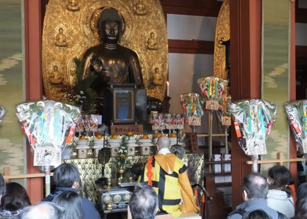 지난해의 죄를 참회하고, 새해의 복을 기원하는 슈쇼에(修正会)／야쿠시지 절(薬師寺)